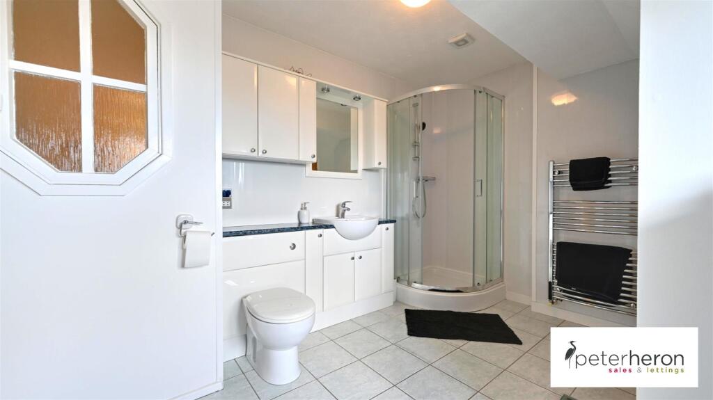 En-Suite/Dressing Room