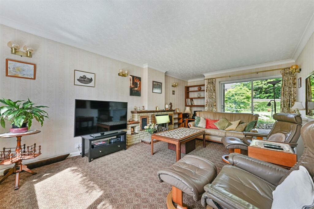 THORNFIELD ROAD, 4-11.jpg