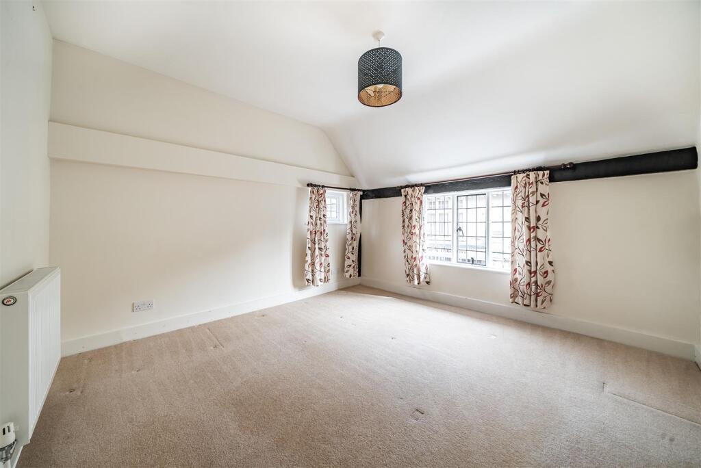 Bedroom 1 2nd angle.jpg