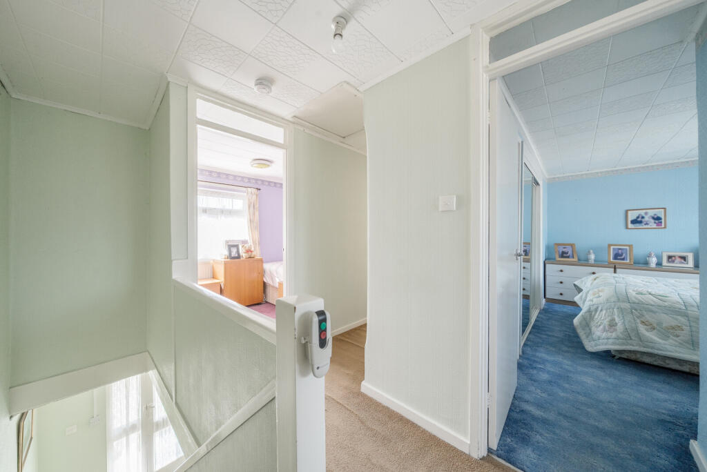 1296209-7-682b52c...