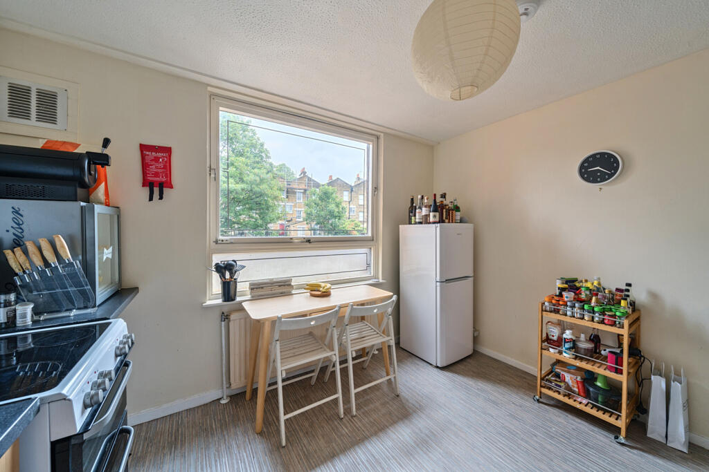 1299047-21-6835d1...