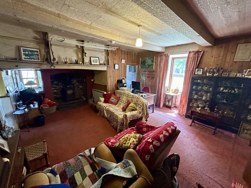 FRONT LIVING ROOM