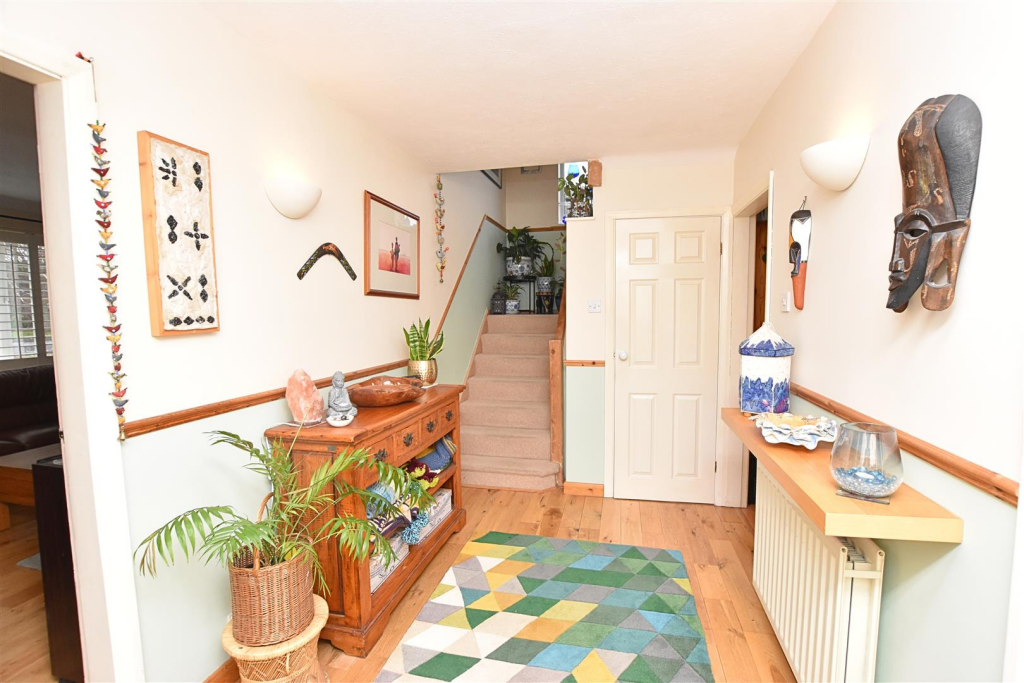 SIDE ENTRANCE HALL