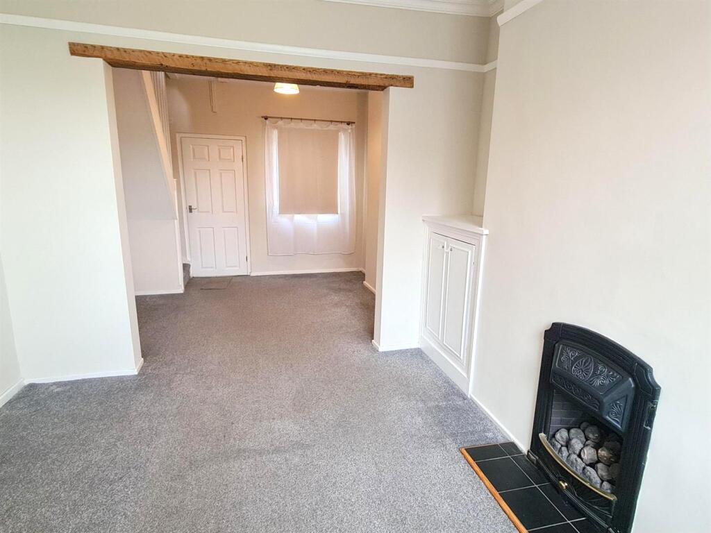 Lounge / Dining Room