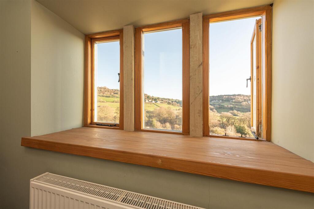44 - Scout Hall Farm HX3 6UJ.jpg