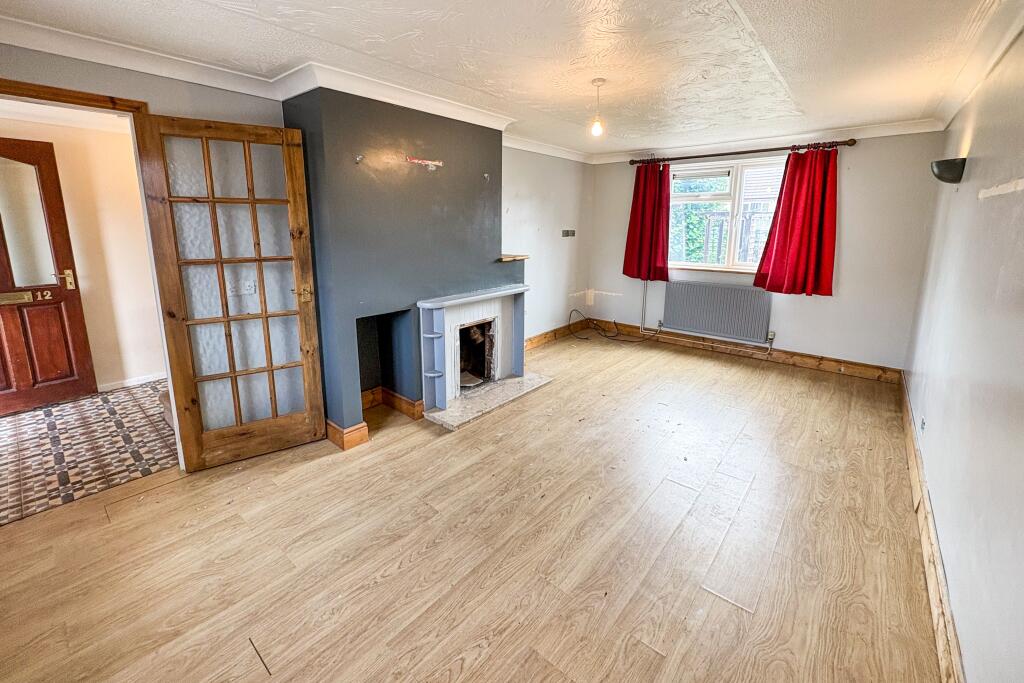 12 Oliver Avenue, Corsham, Wiltshire, SN13 0AJ