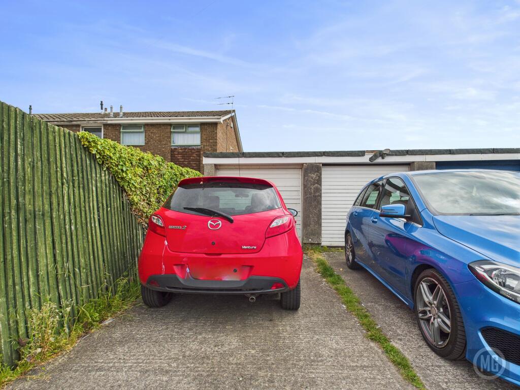 Garage within Rear Block