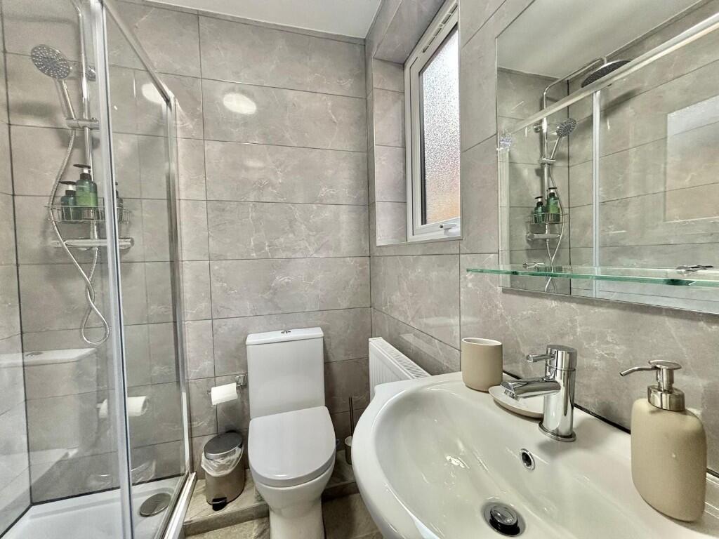 Ground Floor Ensuite