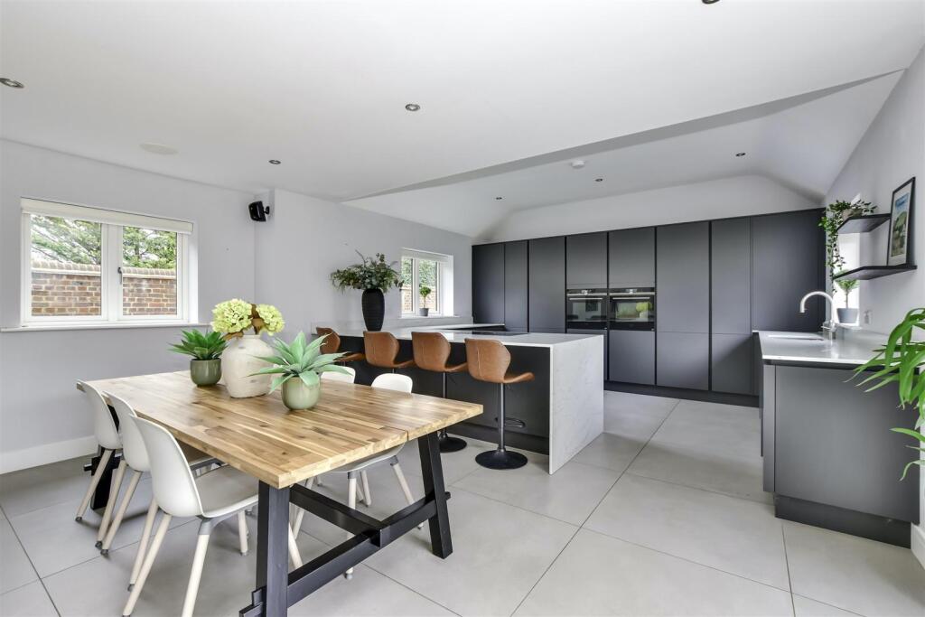 DSC_0411-DSC_0412 (1).jpg