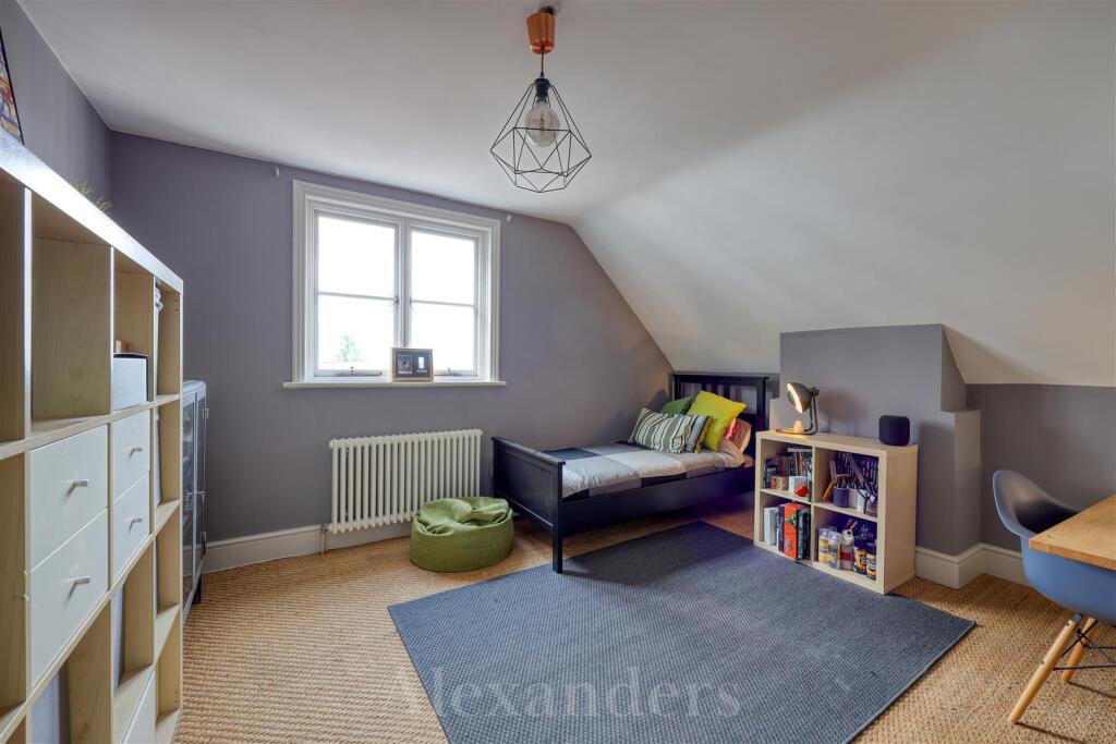 3 Pinfold Court-21.jpg