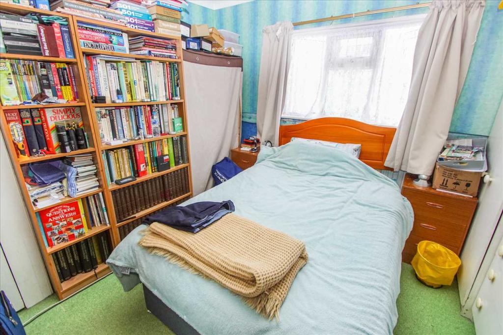 Bedroom2