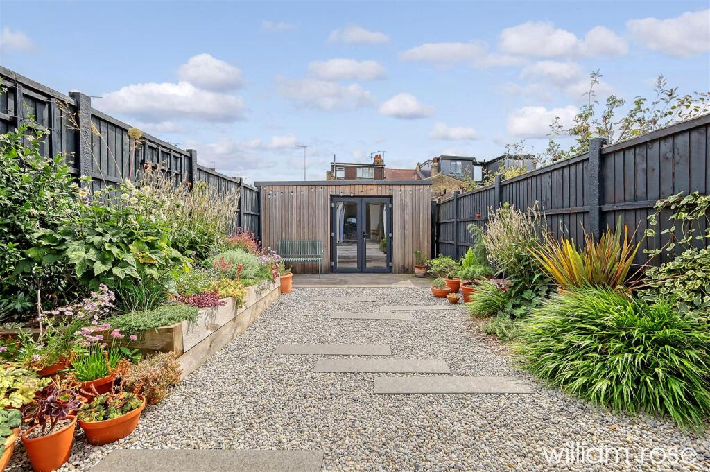 img_1695_17 copy.jpg