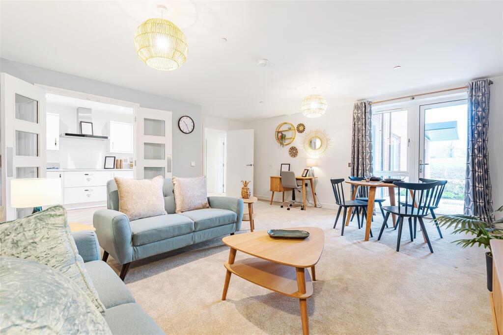 Lounge Diner Show Home