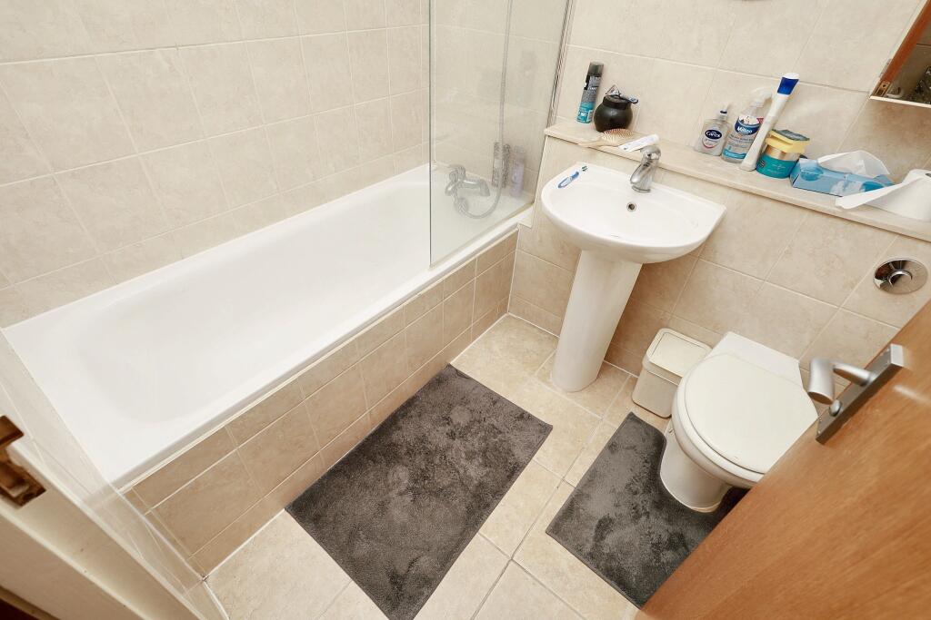 Flat 46, Finch Lodge, Admiral Walk, Maida Vale, London, W9 3TB