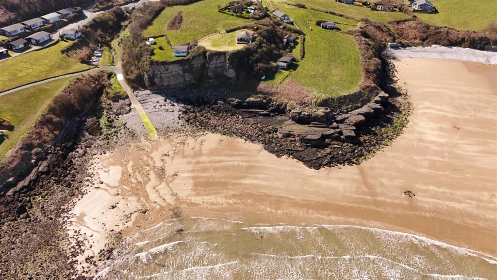 Clifftop_001.JPG