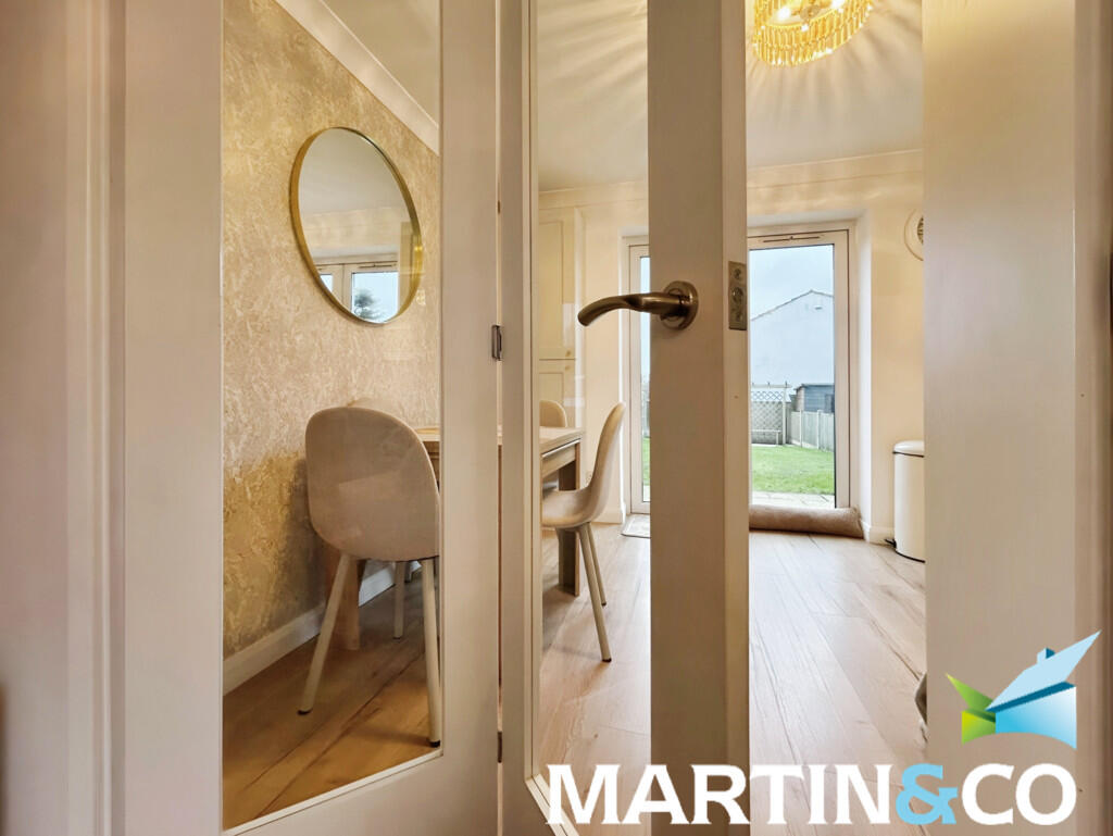 1dc96958-IMG-2025...