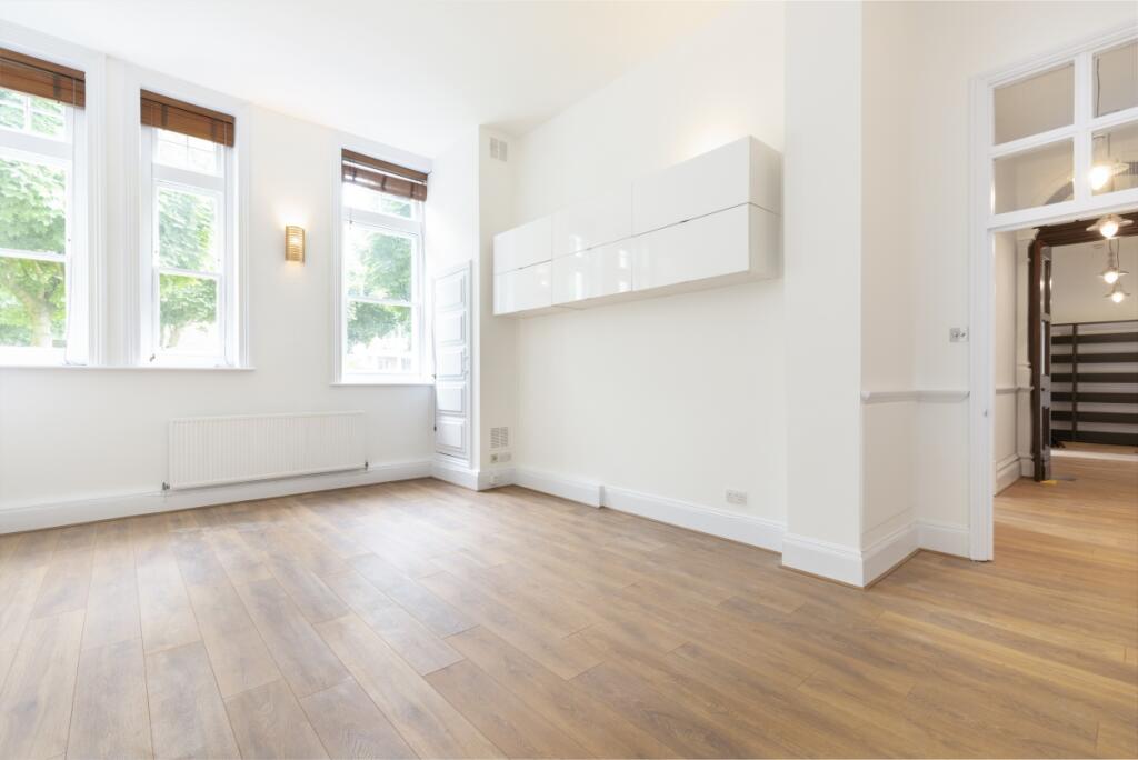 millenium square ...