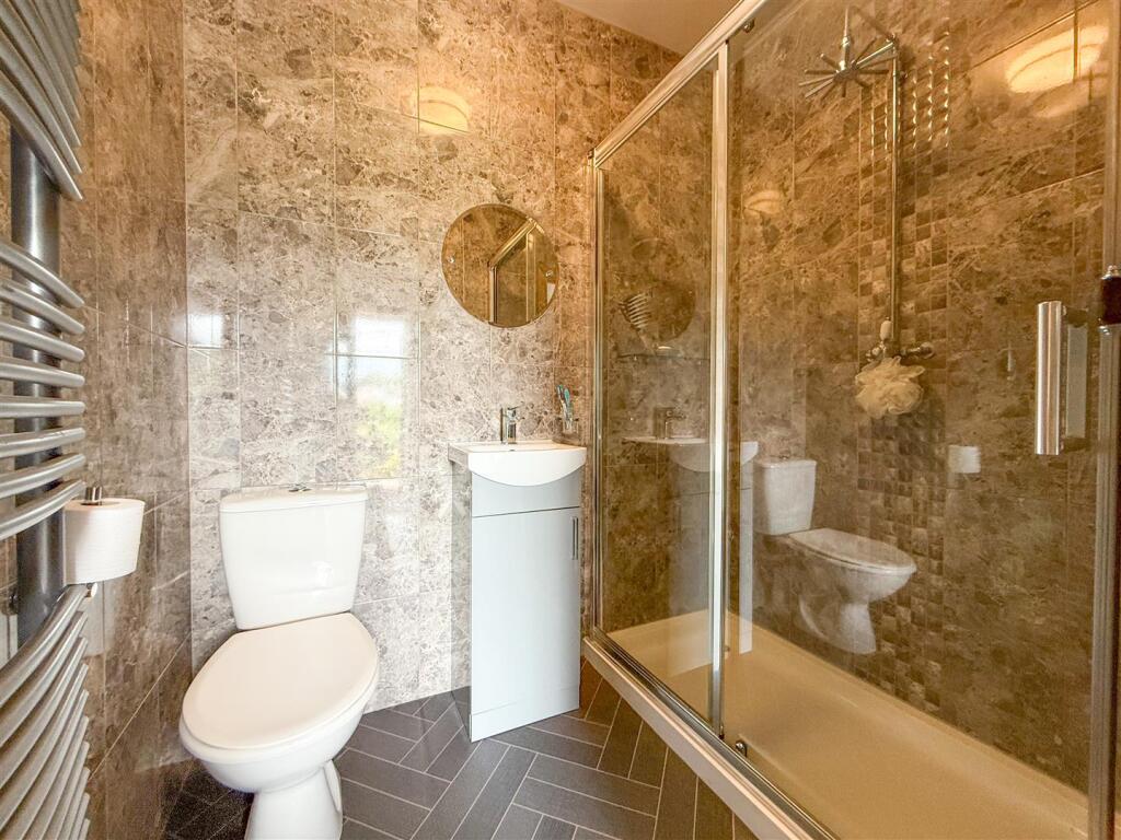 DOWNSTAIRS SHOWER ROOM