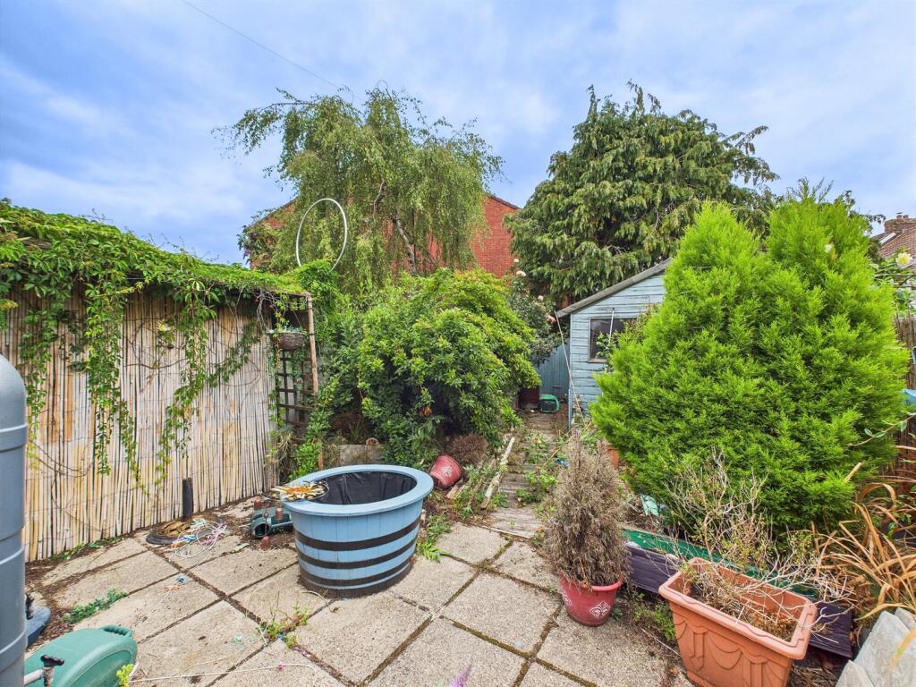 9 - Maldowers Lane.jpg