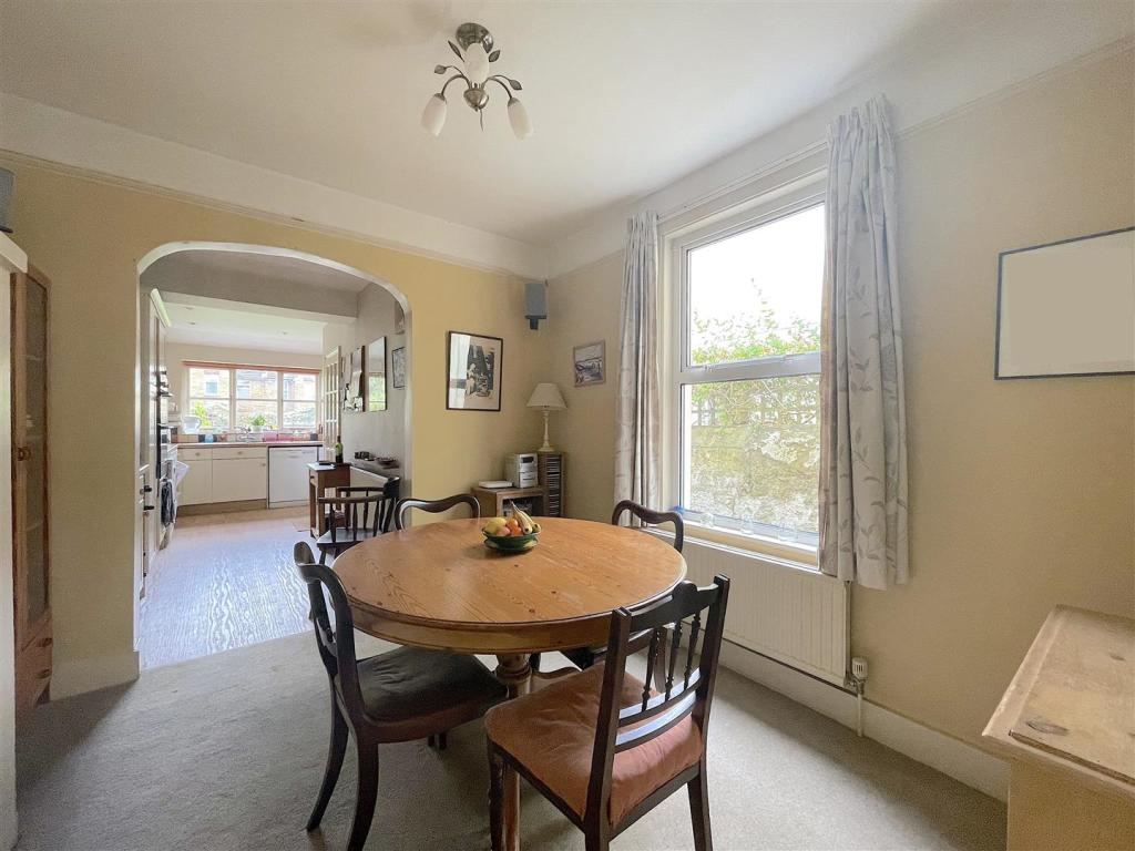 Kitchen:Dining Room (1).jpeg