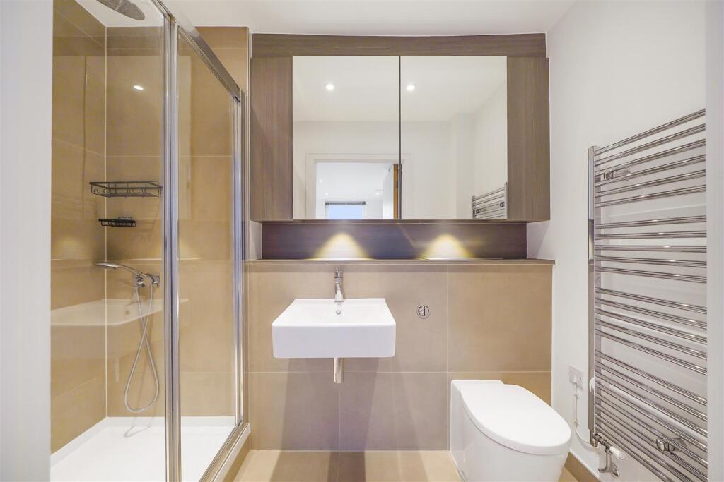 13 Mulholland House, 77 Hartfield Road - cxVgJ2cvK