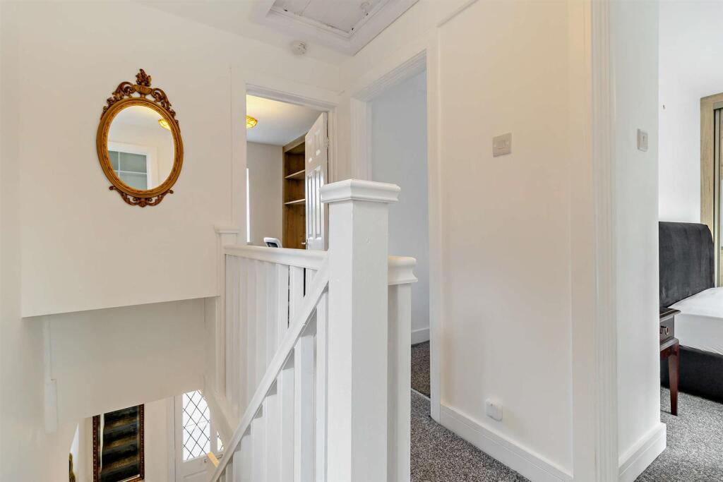 8663762-interior04-800.jpg