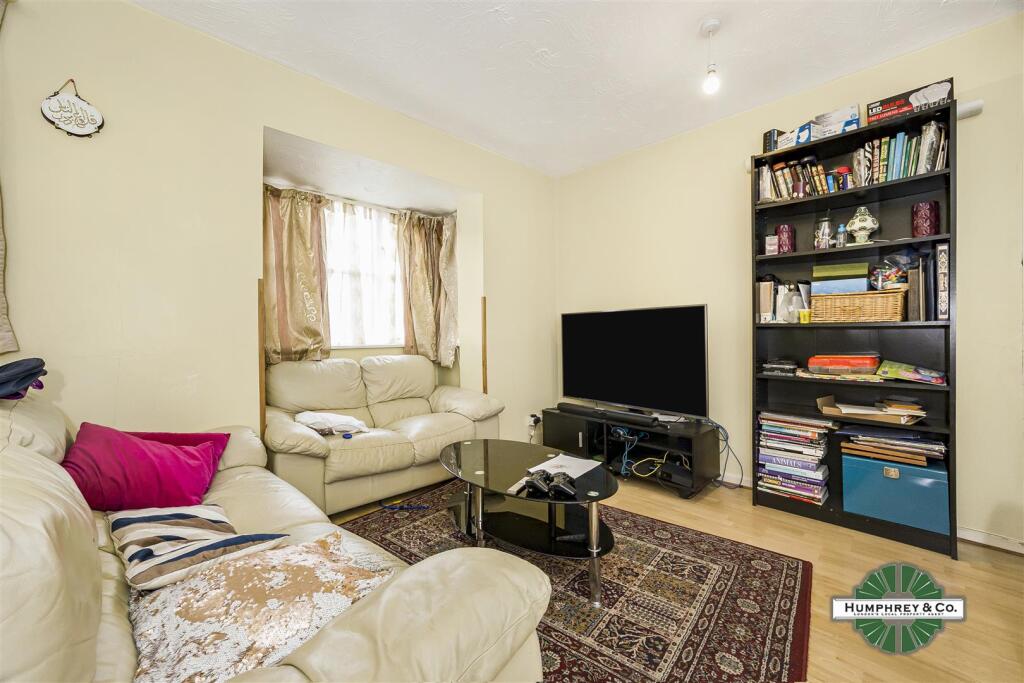 102  Camberlain Place -008-4550.jpg