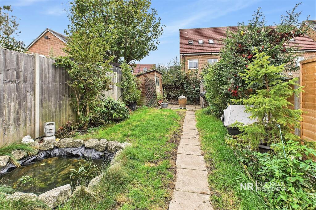 Garden Extra Photo