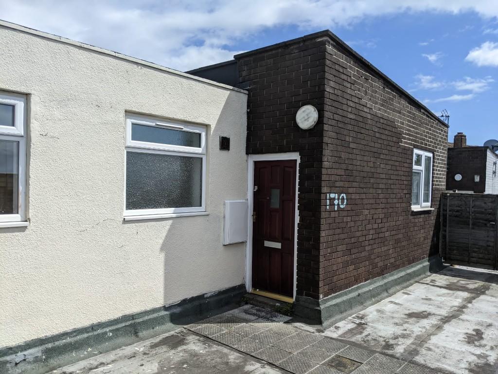 F/Floor Entrance