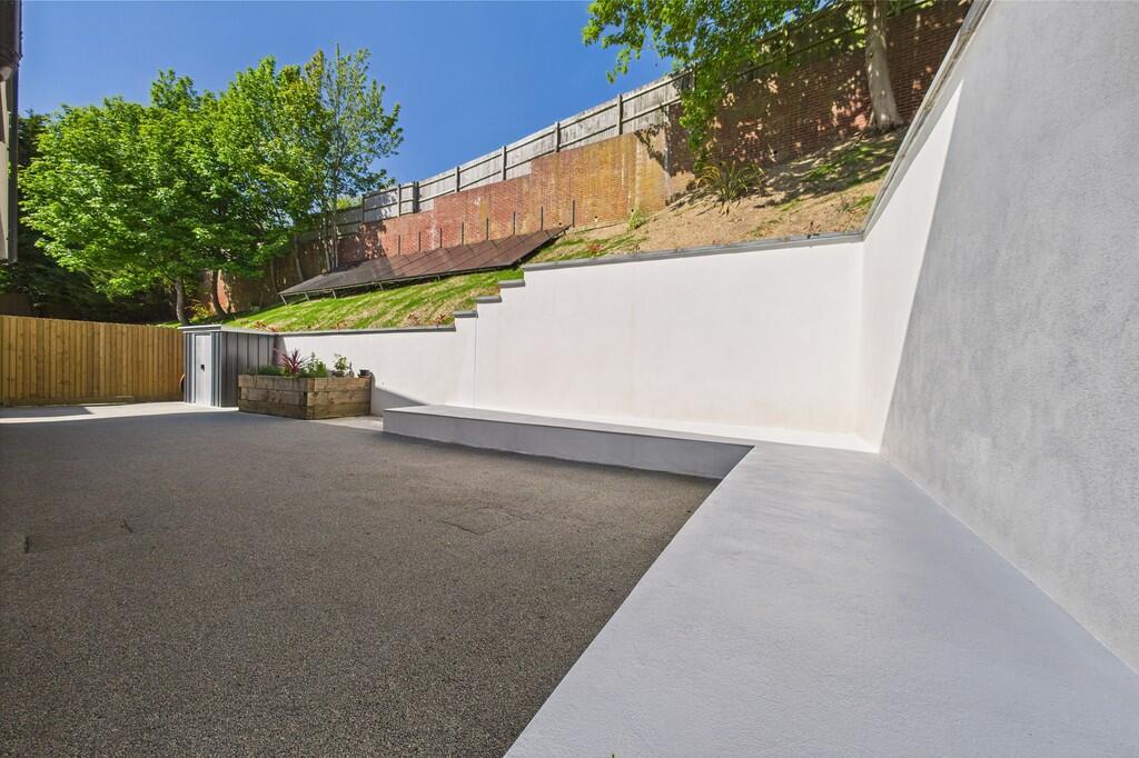 CAM01085G0-PR0554...