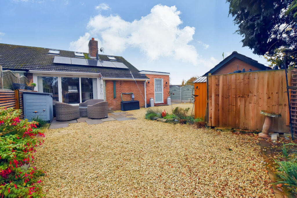 Rear Aspect