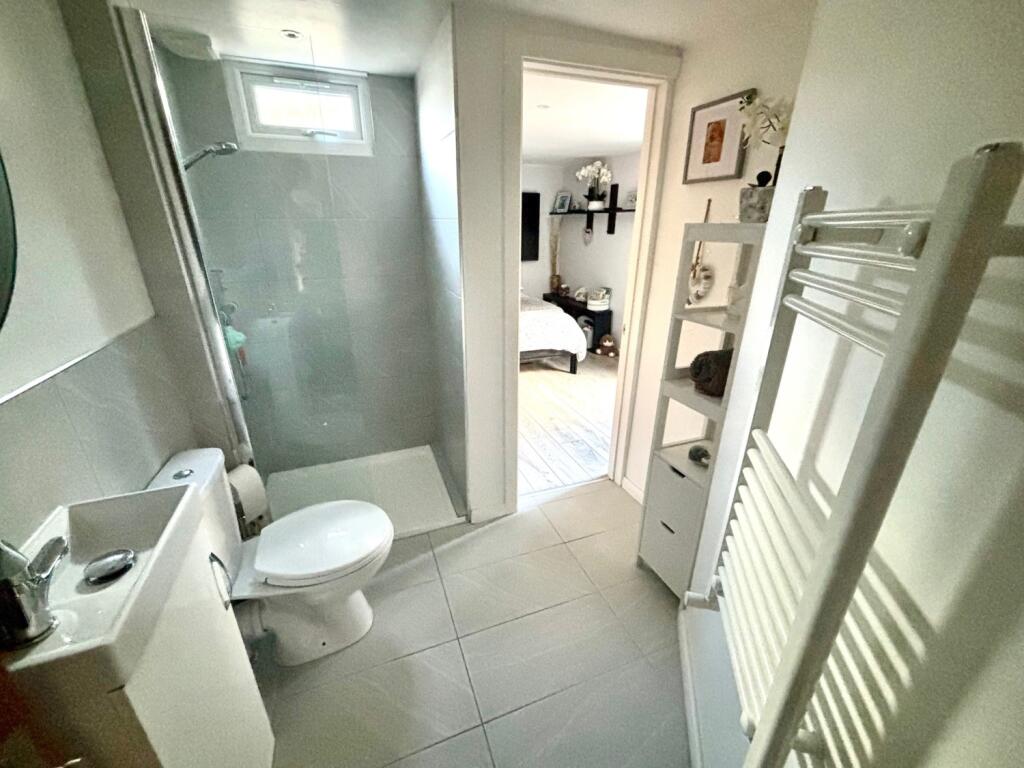 Bed 5 -En-Suite