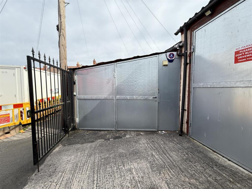 9 - Garage Site for Auction, Brislington, Bristol.