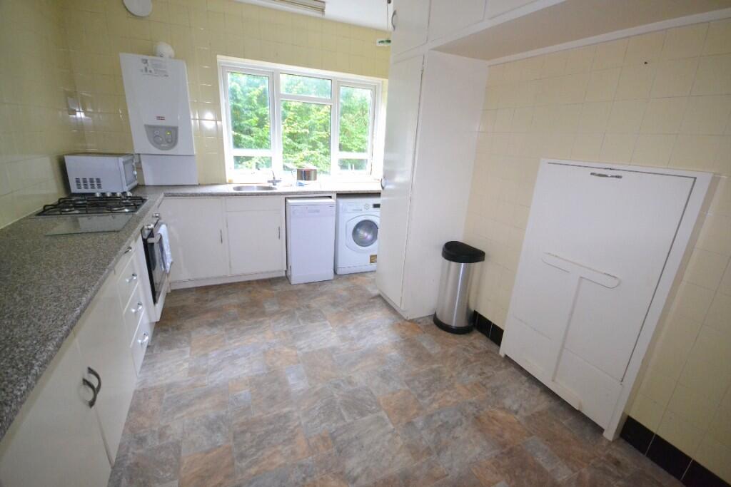 Kitchen/Breakfast Ro