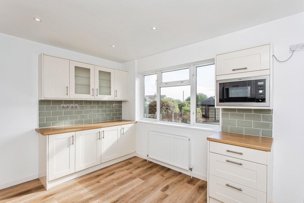 Kitchen/Breakfast Rm