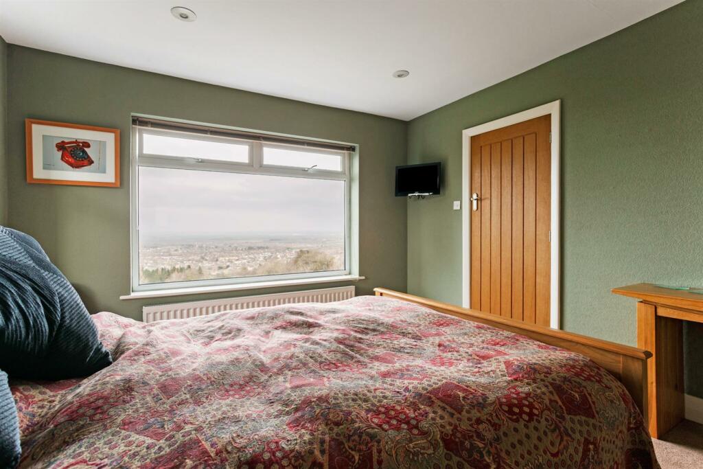 63251_Greygarth, Cleeve Hill Cleeve Hill Cheltenha