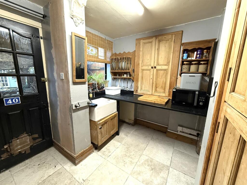 40 arch street kitch.jpeg