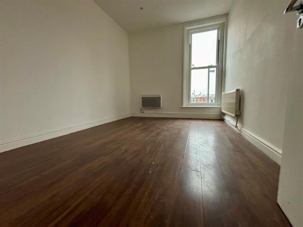 Living room.jpg