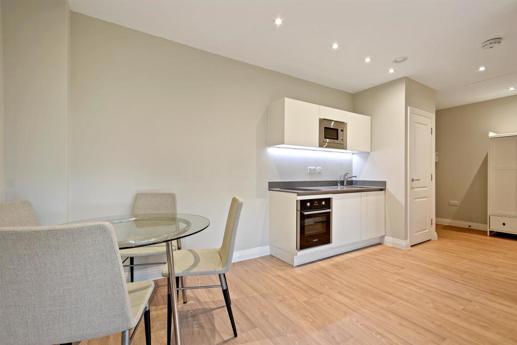 Dining &amp; Kitchen