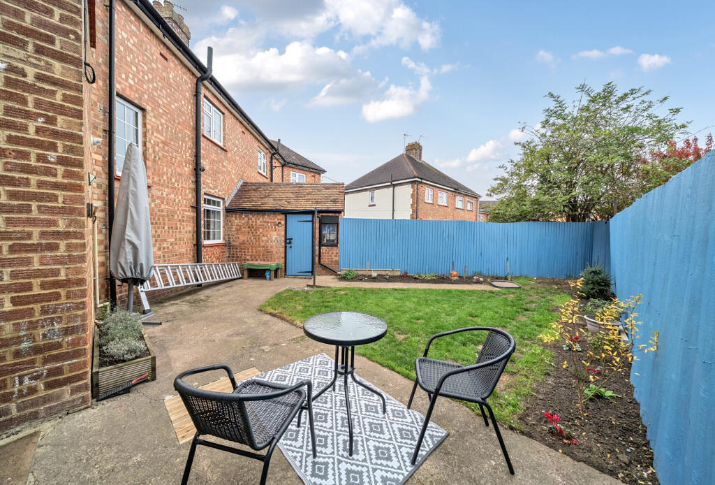 1361189-9-68efa03...