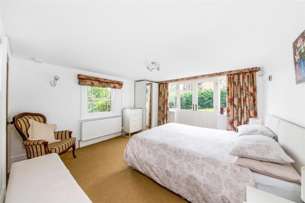 ANNEX BEDROOM