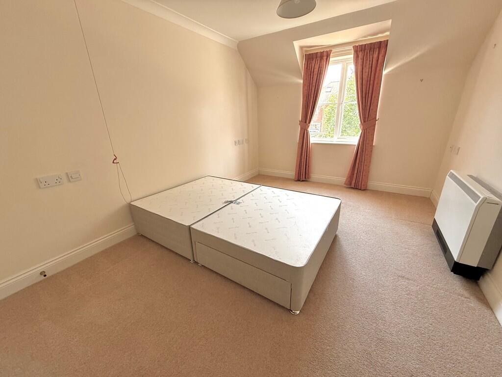 16 Pegasus Court ...