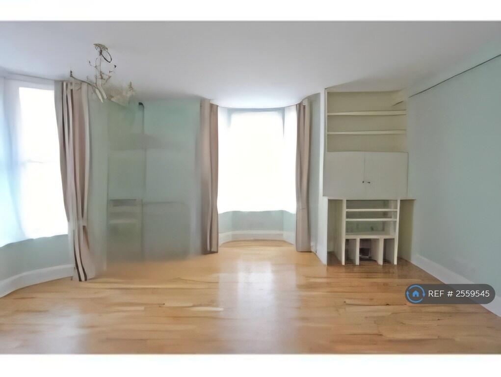 Living / Dining Room