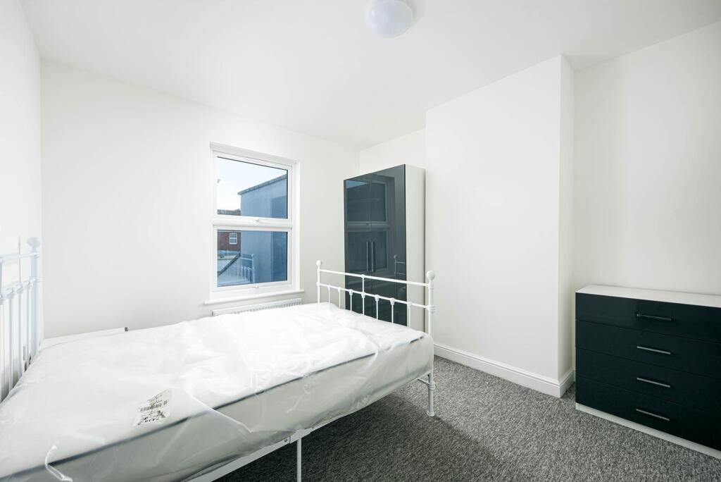 Bedroom3.jpg