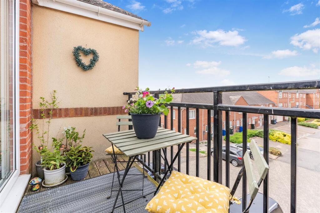 54 Verney Road, Banbury-13.jpg