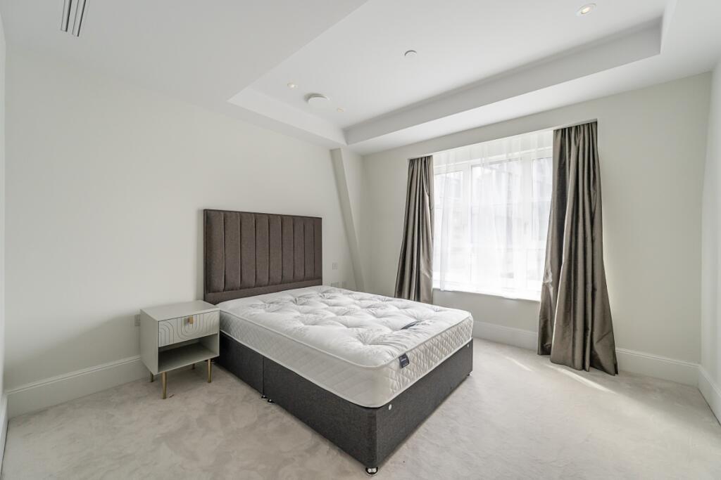 9-Millbank-005