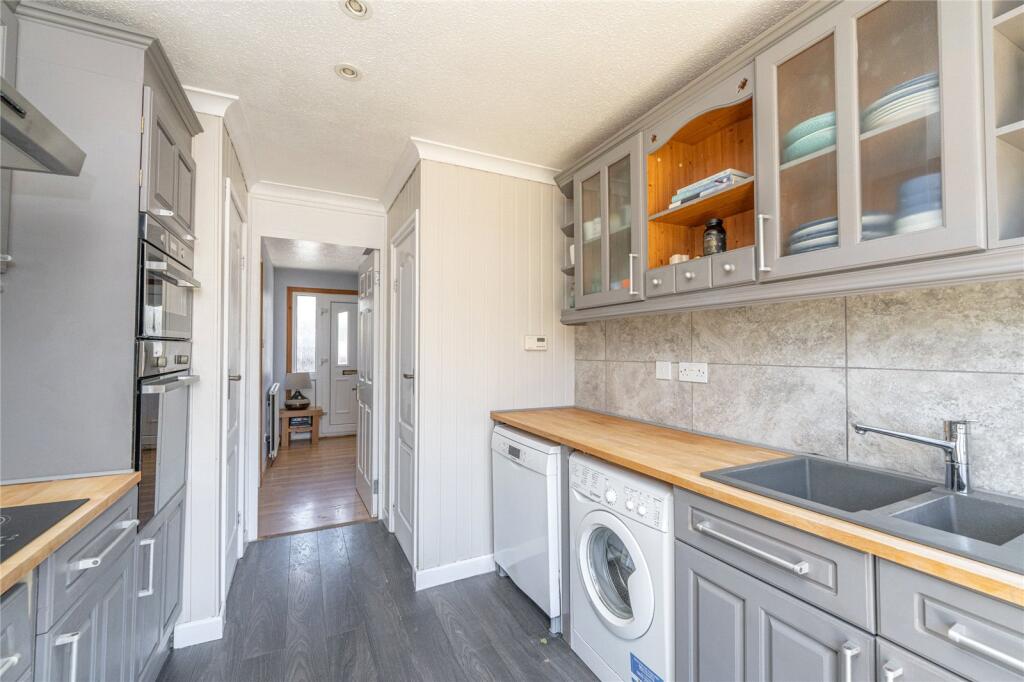 Kitchen Alt