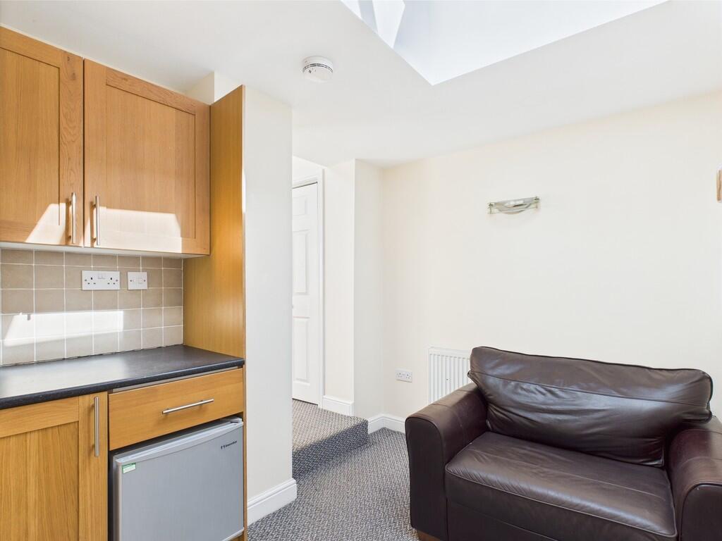 CAM03582G0-PR0096...