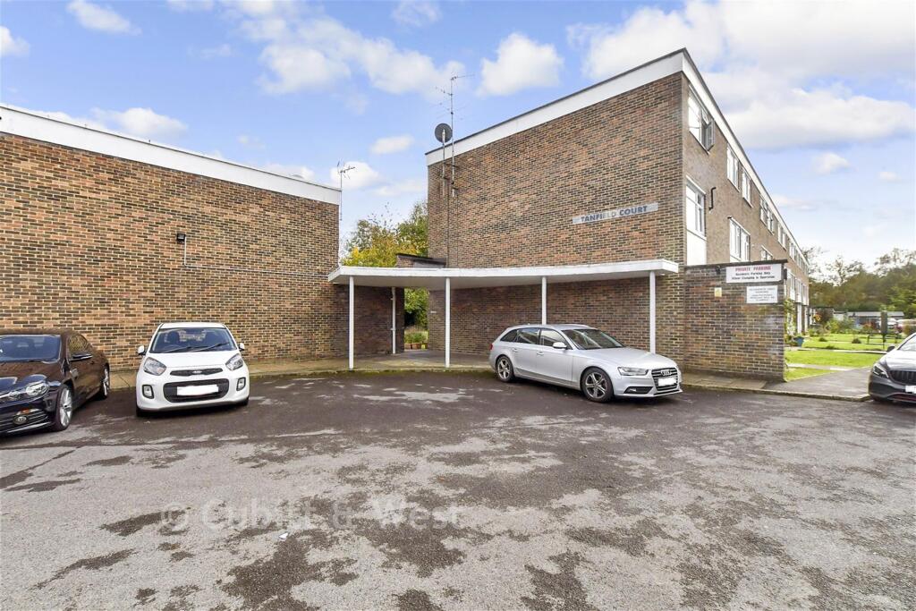 Driveway/Parking.
