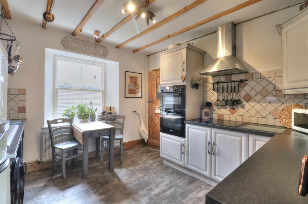 Cottage Kitchen